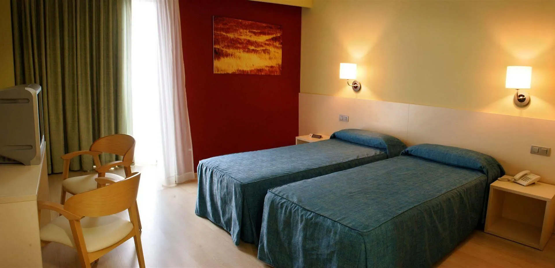 Tramuntana Hotel La Jonquera
