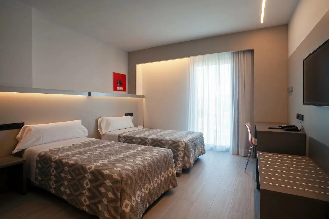 Tramuntana Hotel La Jonquera
